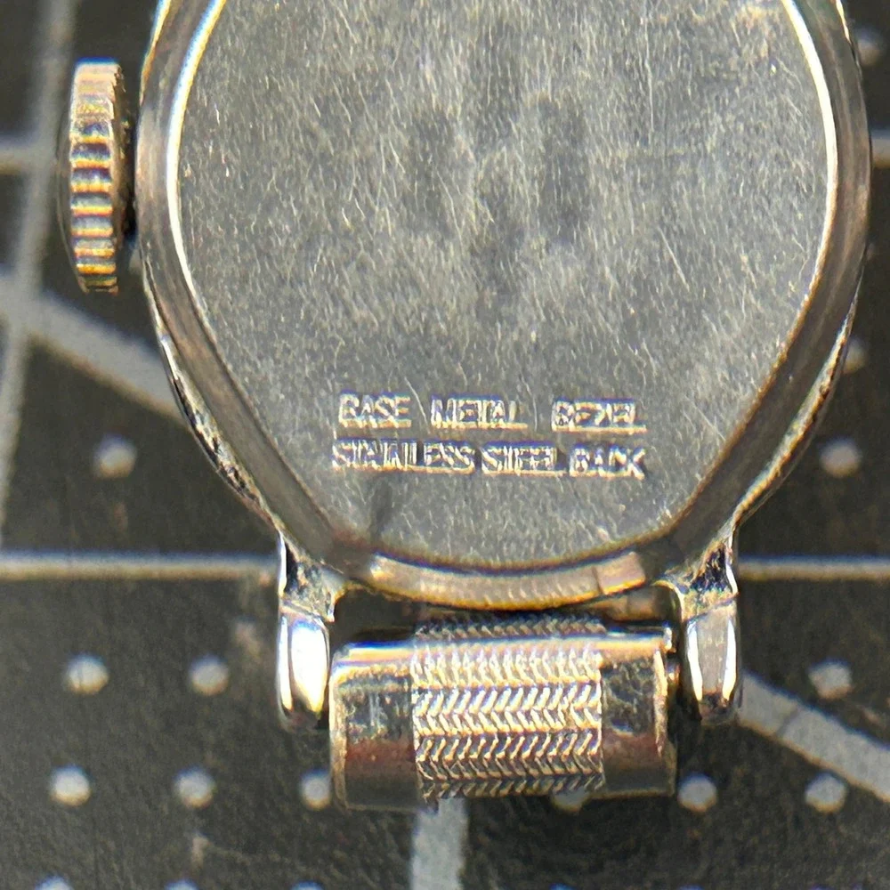 Vintage Timex Ladies Oval Watch Silver Tone Stainless Steel Mechanical Tested‎
