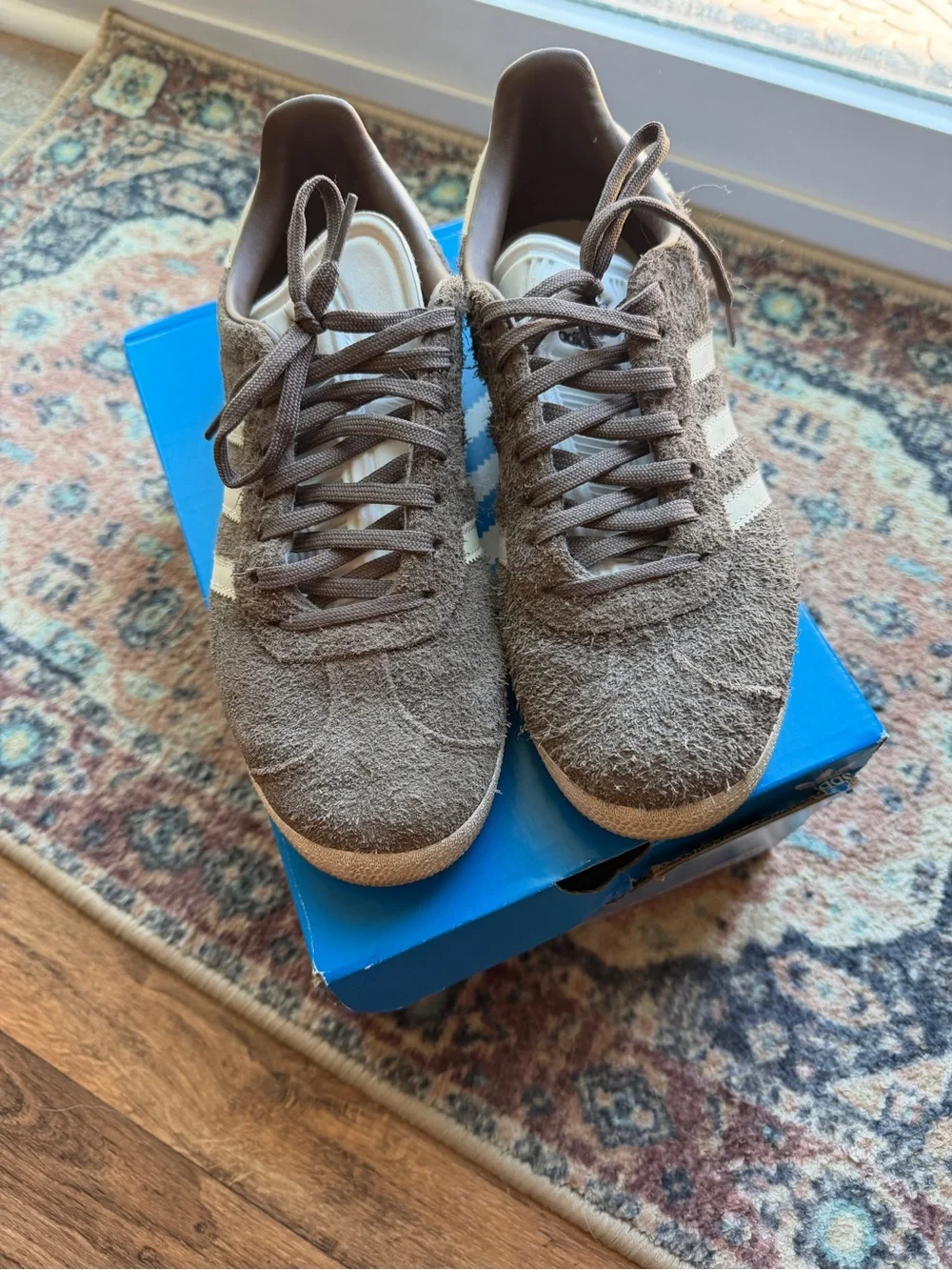 adidas strata” “earth