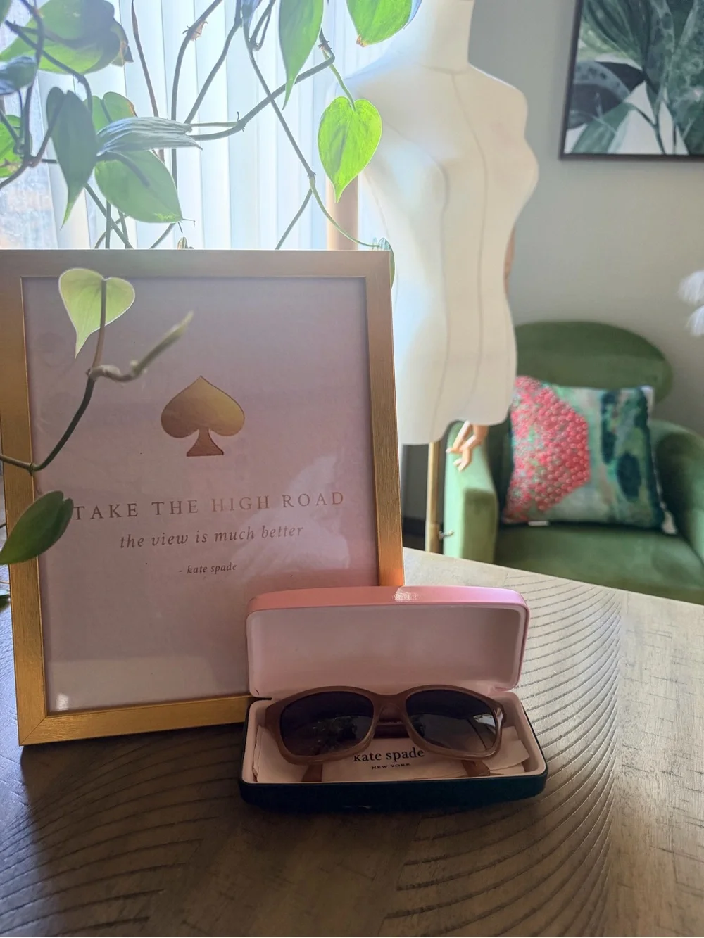Kate Spade Johanna2/S Blush Pink Sunglasses 53-17 Small Face w/ Case Cloth