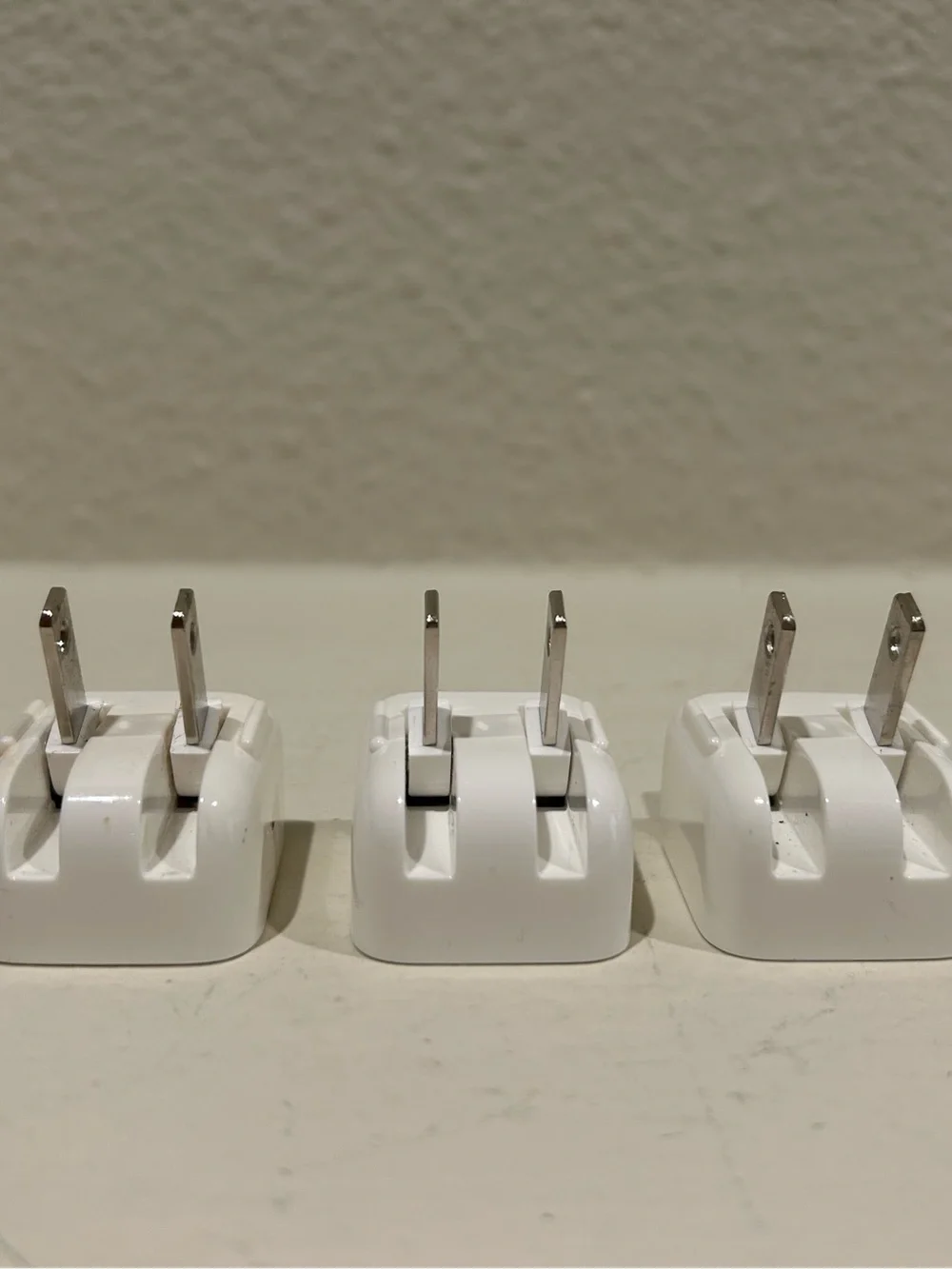 Apple duckhead wall 2 prongWhite Cell Phone Power Adapter  (Set of 3)