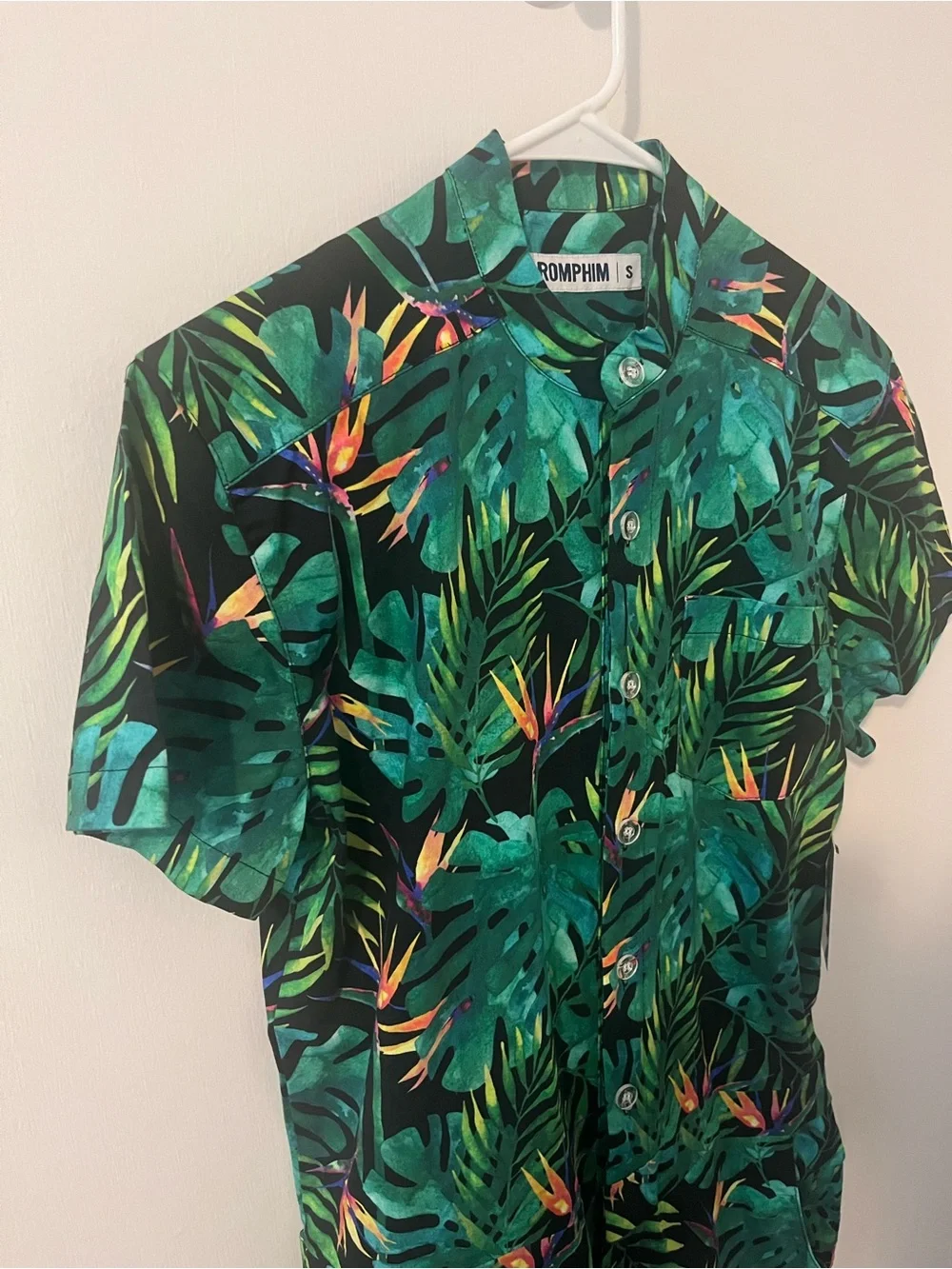 NWT Romphim Jungle Themed Men’s Romper Shorts Button Up Green Size Small