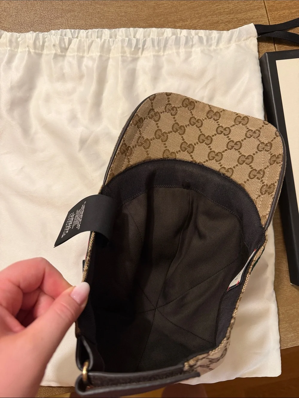 Gucci six wear