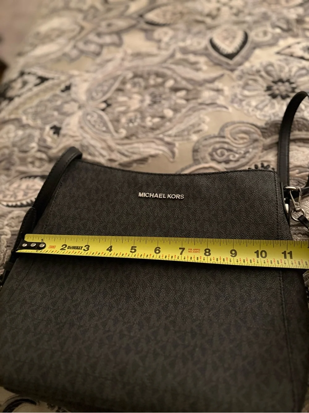 Michael Kors classic michael