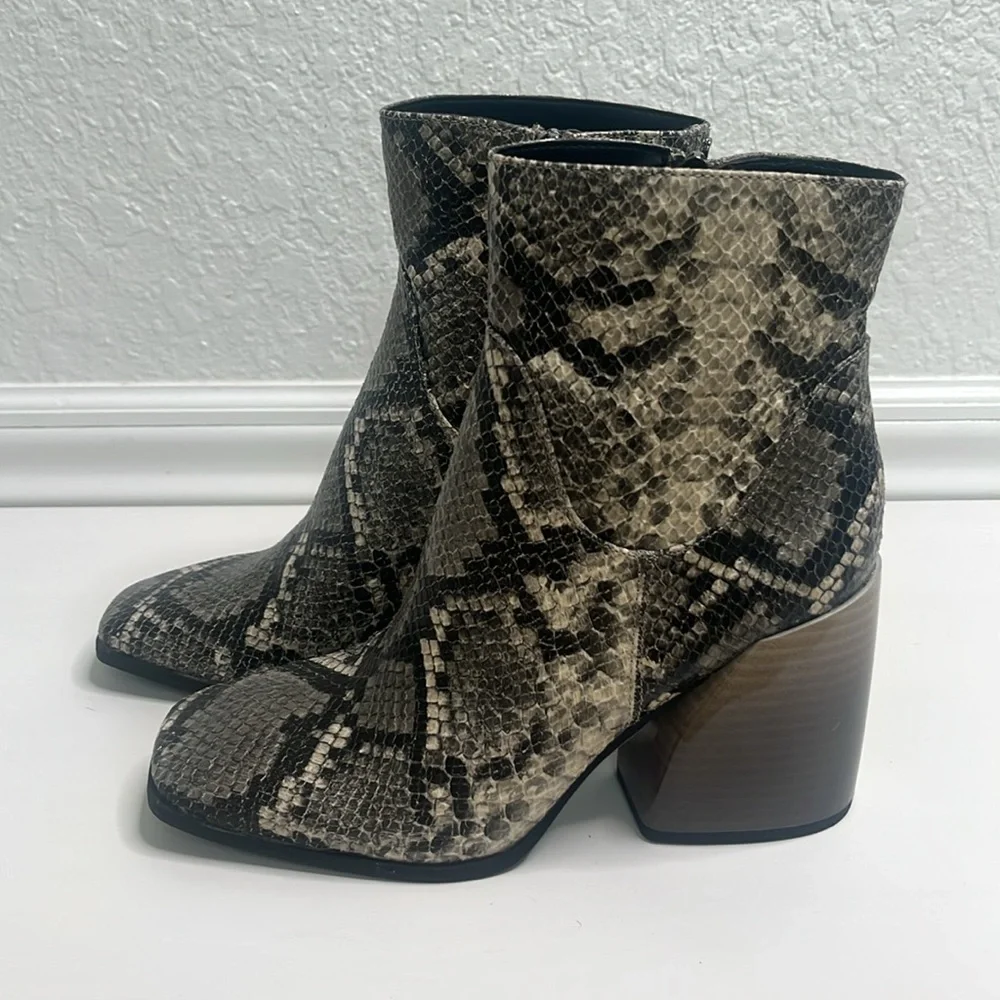 Circus by Sam Edelman new tags