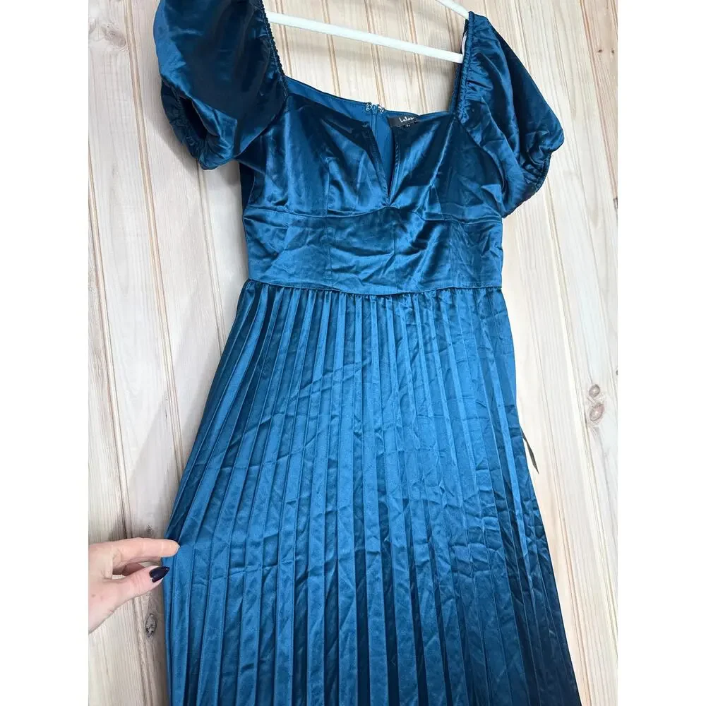 Lulus nwt flawless