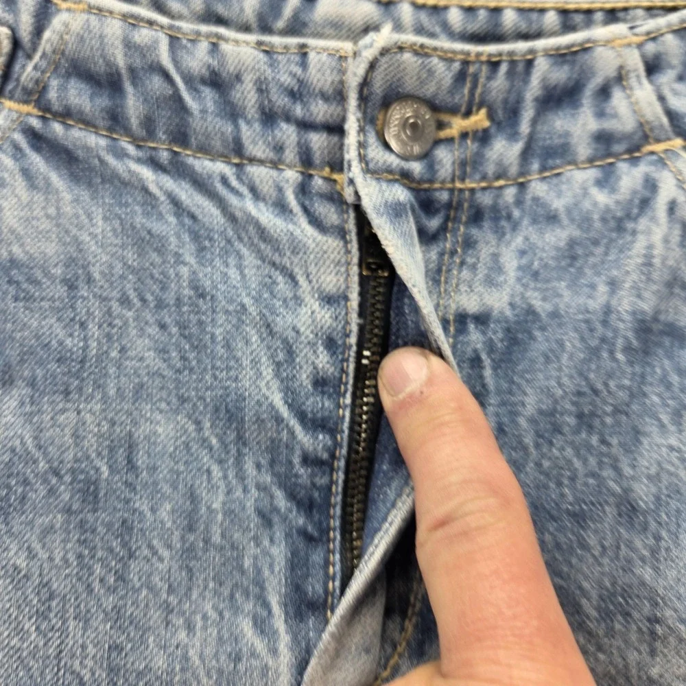 Levis 11798 important