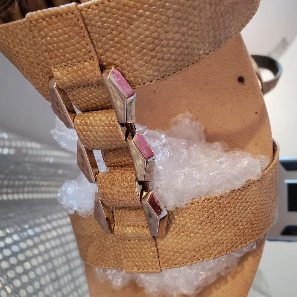 Anne Klein Tan Sandals S 9M