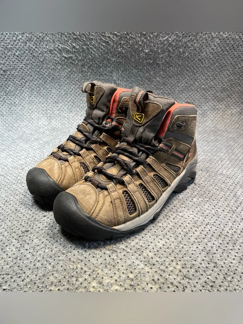 Keen utility flint