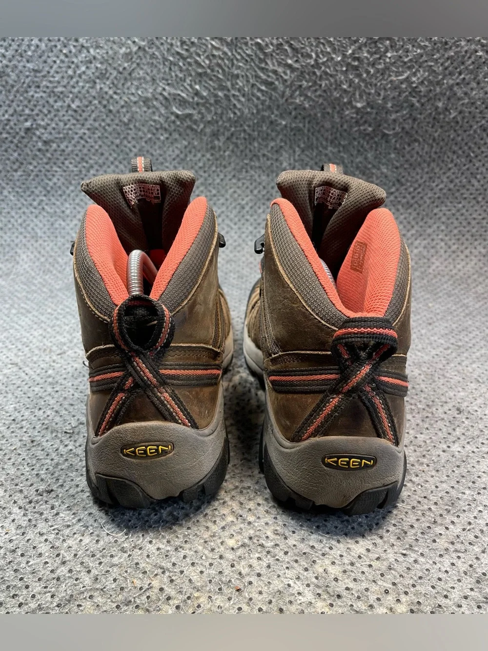 Keen utility flint