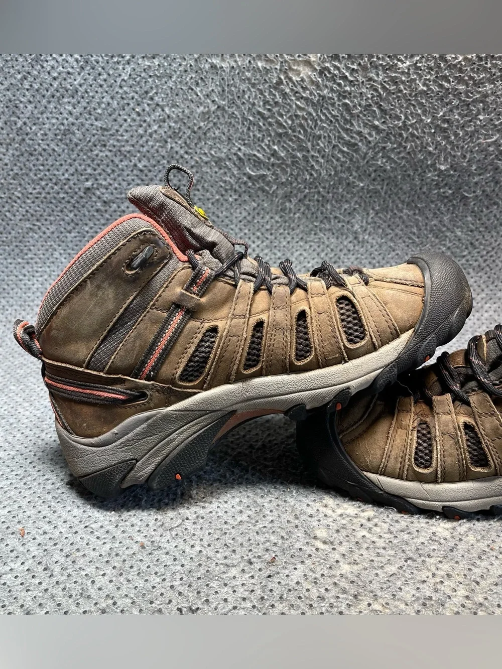 Keen utility flint
