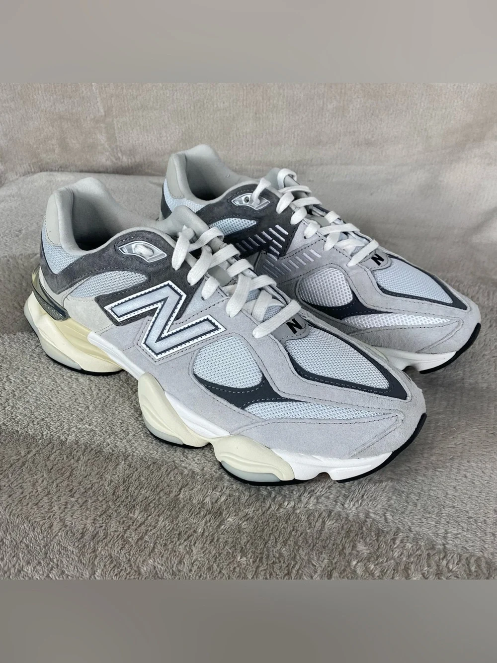 New Balance 9060 U9060GRY Mens Size 13 Rain Cloud Gray Running Shoes NEW