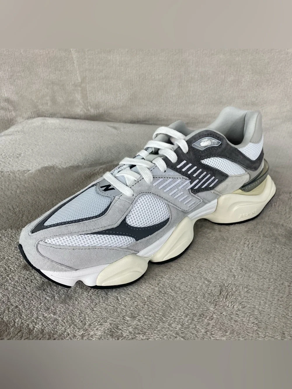 New Balance shoes some