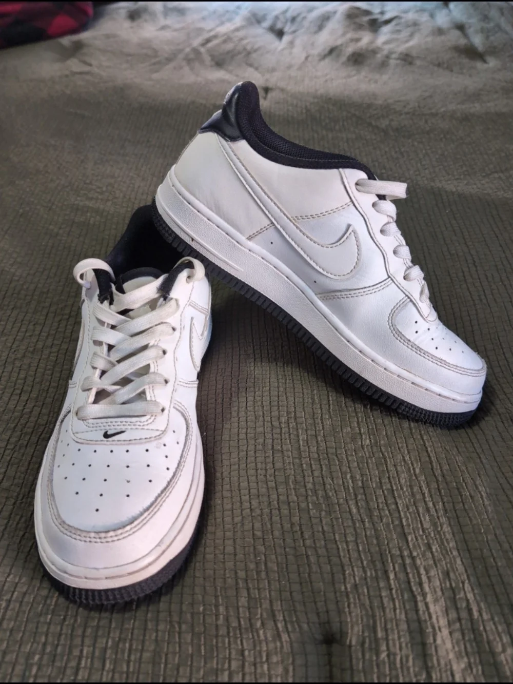 Nike Youth/5.5 Air Force Ones