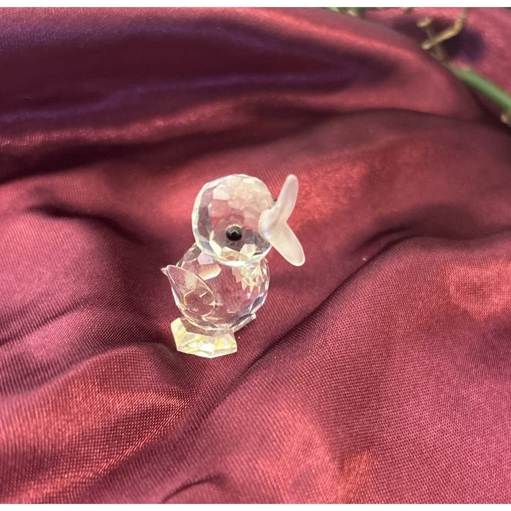Lot Of 4 Vintage Crystal Animal‎ Figurines Penguin Duck Elephant Bear Miniatures