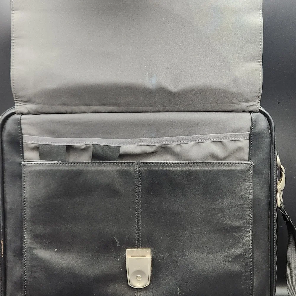 Samsonite 💼 elevate