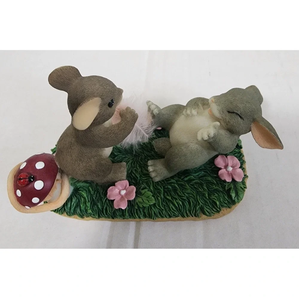 Charming Tails Tickled Pink 89/132 Mouse Bunny Friends Feather Fun Fitz Floyd