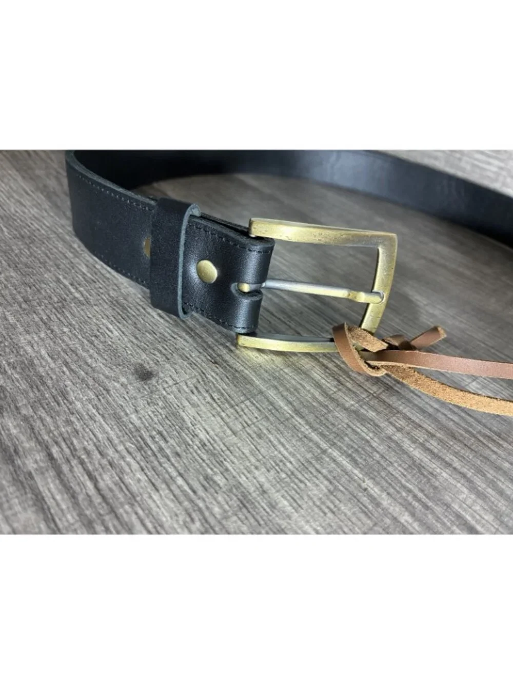 Nisolo owen leather