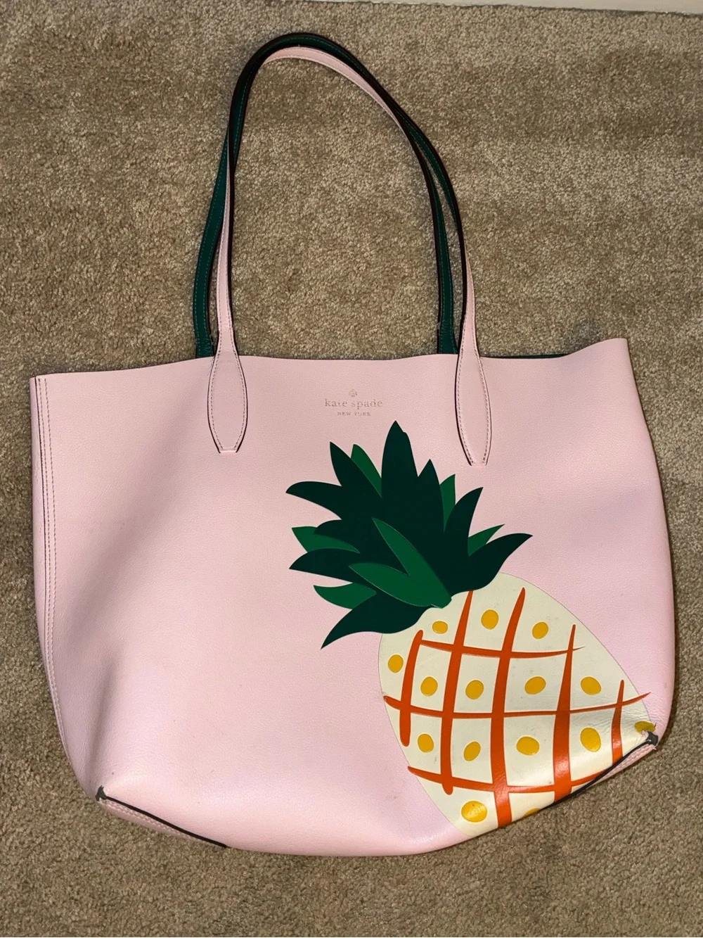🍍Kate Spade New York Colada Reversible Leather Tote