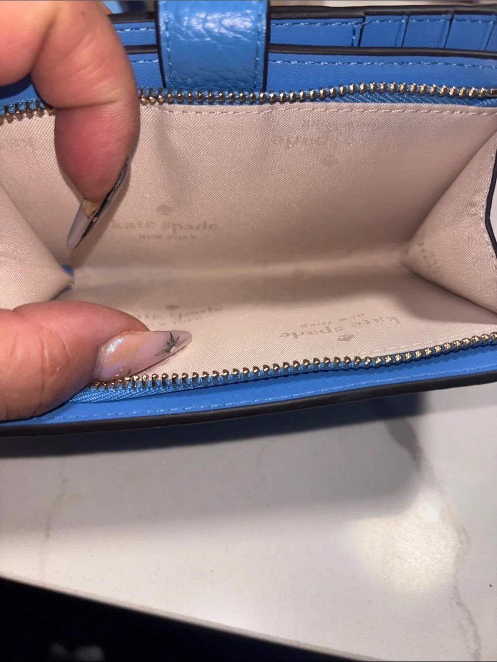 kate spade tone texture tab