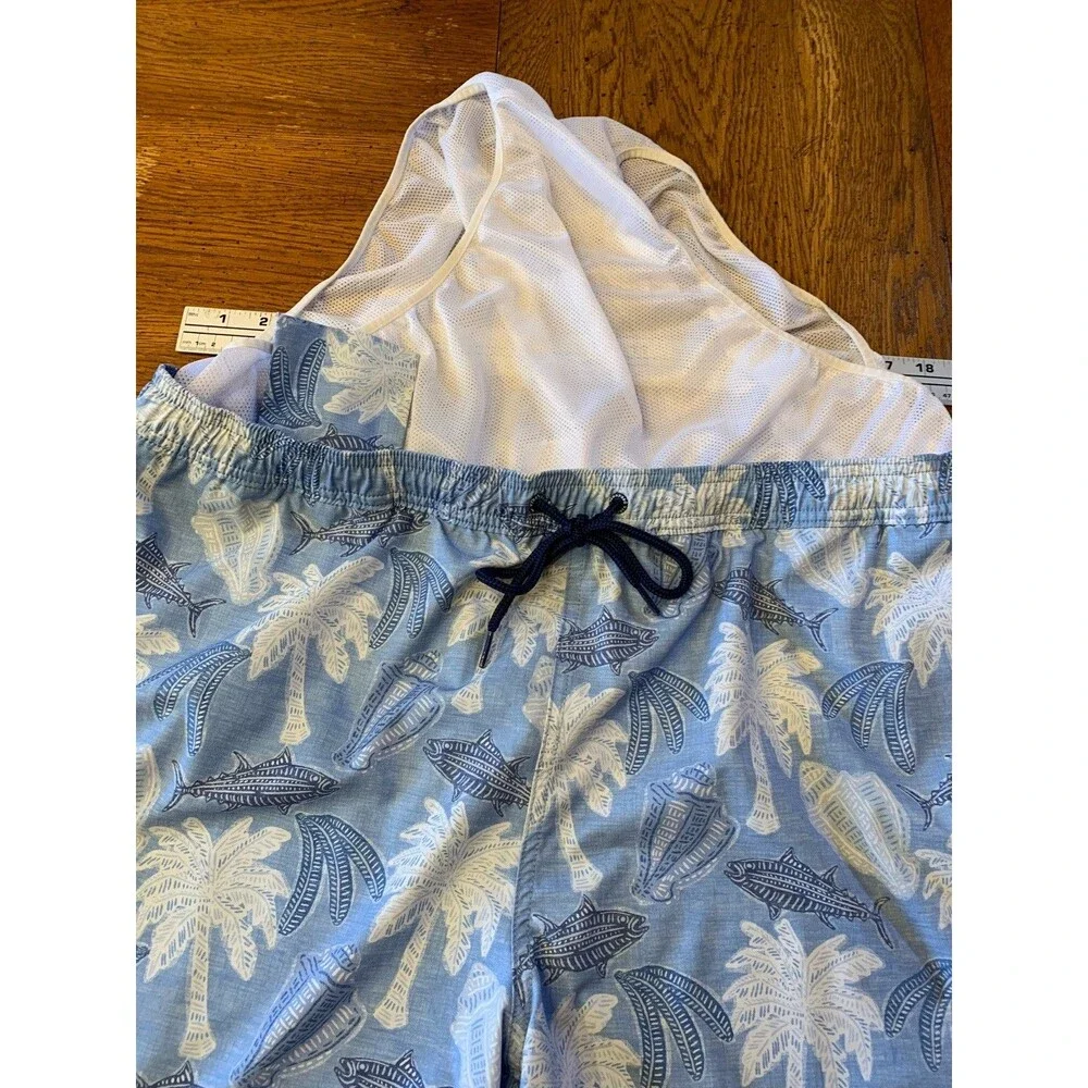 Vineyard Vines Mens Swim Trunks XL Beach Tropical Fish Seashells Palm Trees Blue