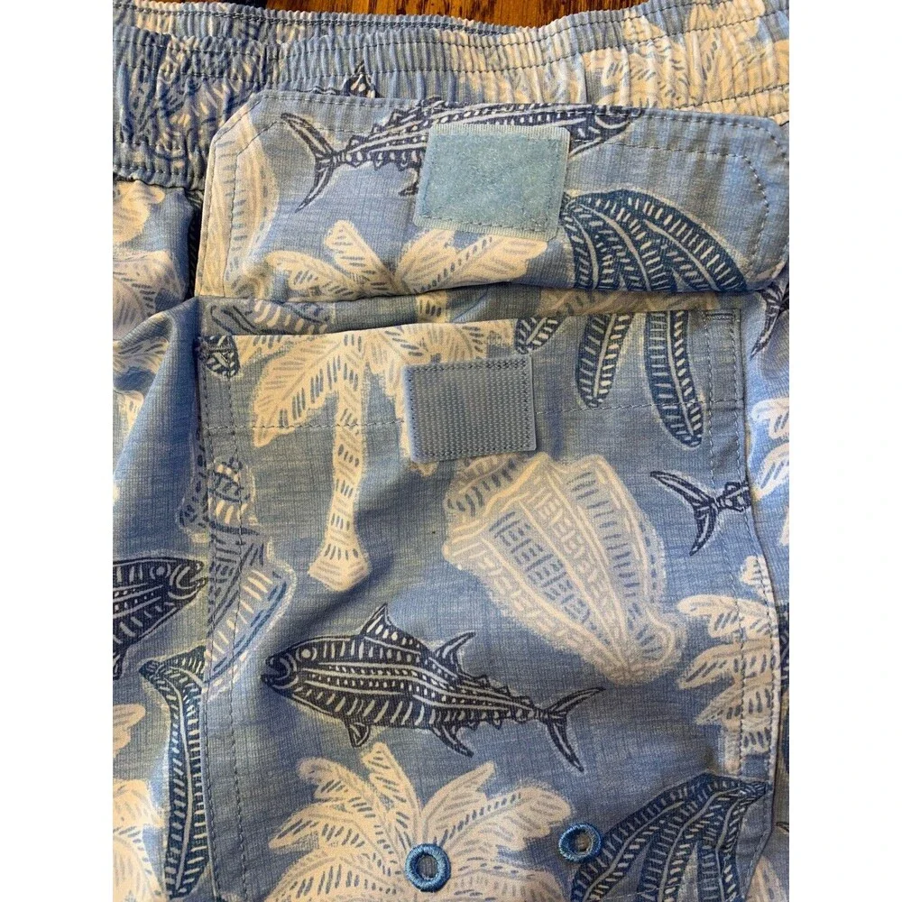 Vineyard Vines Mens Swim Trunks XL Beach Tropical Fish Seashells Palm Trees Blue