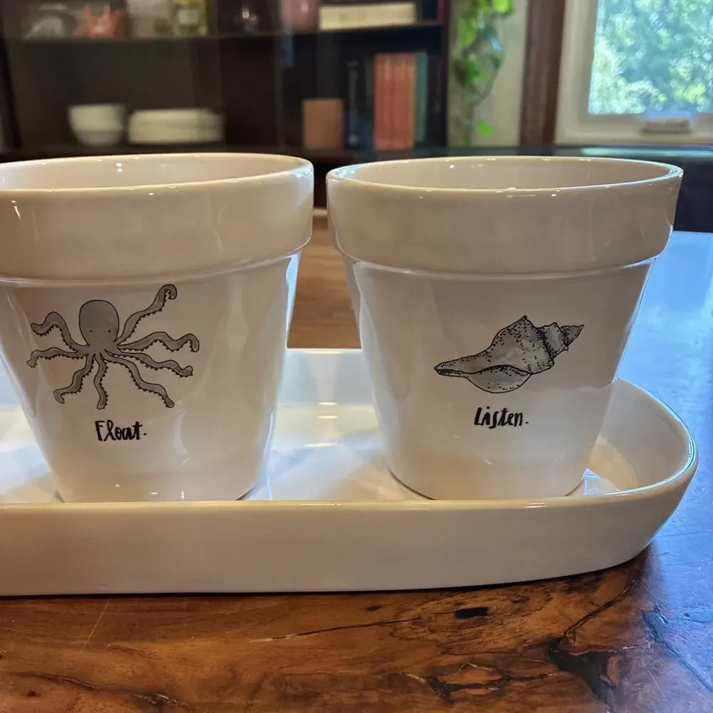Rae Dunn flower used swim