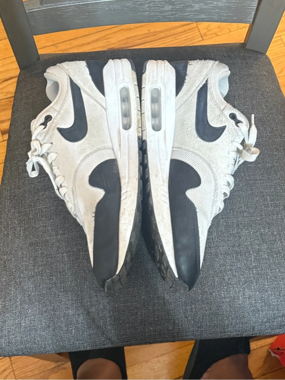 Nike stylish low