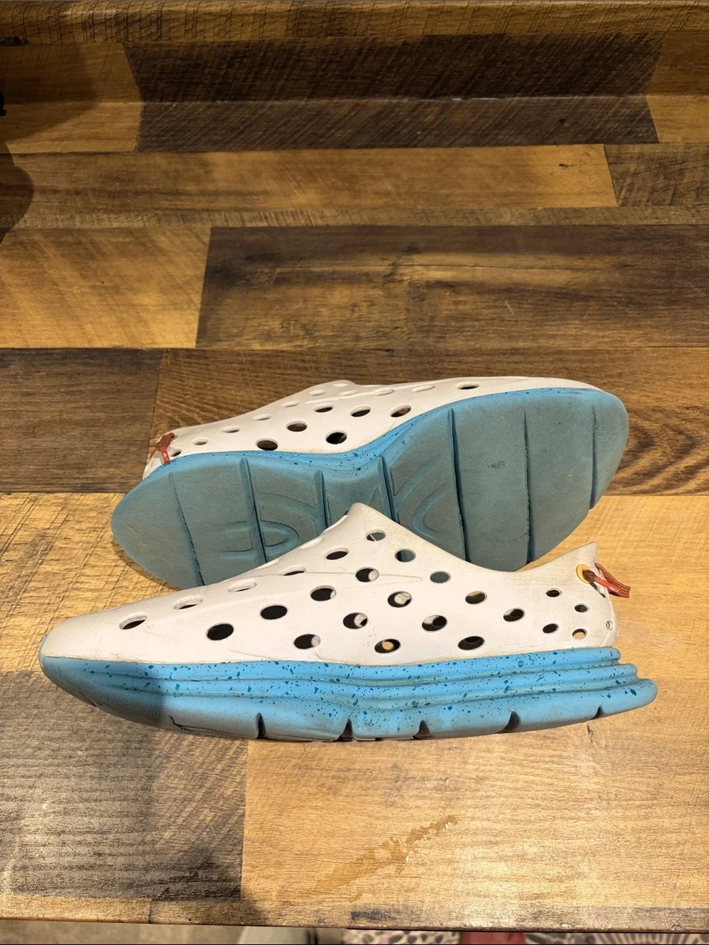 Kane Footwear lightweight white
