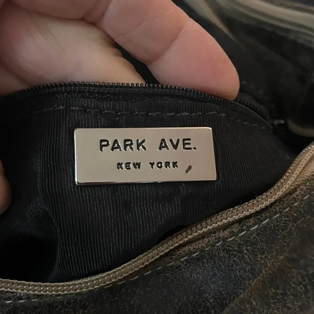 Park Ave., New York leather hobo bag