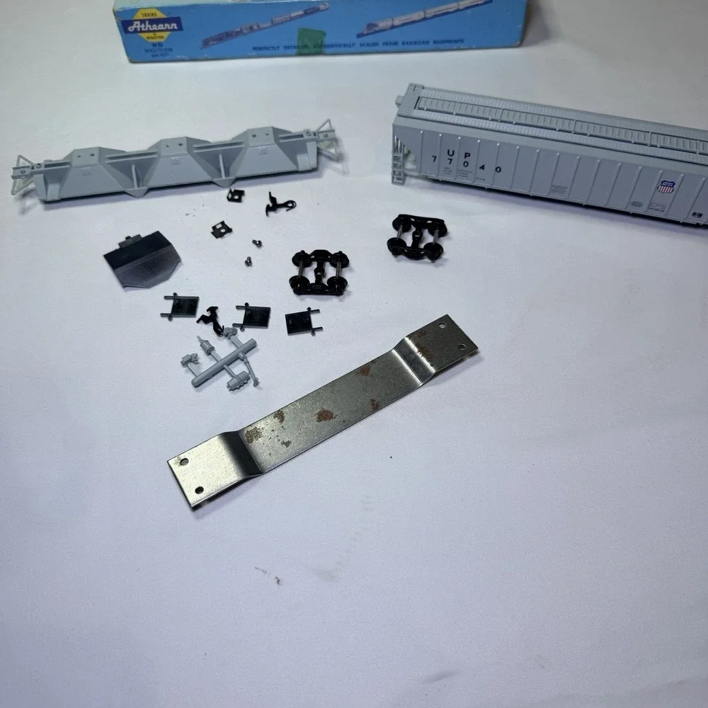 Athearn product 87