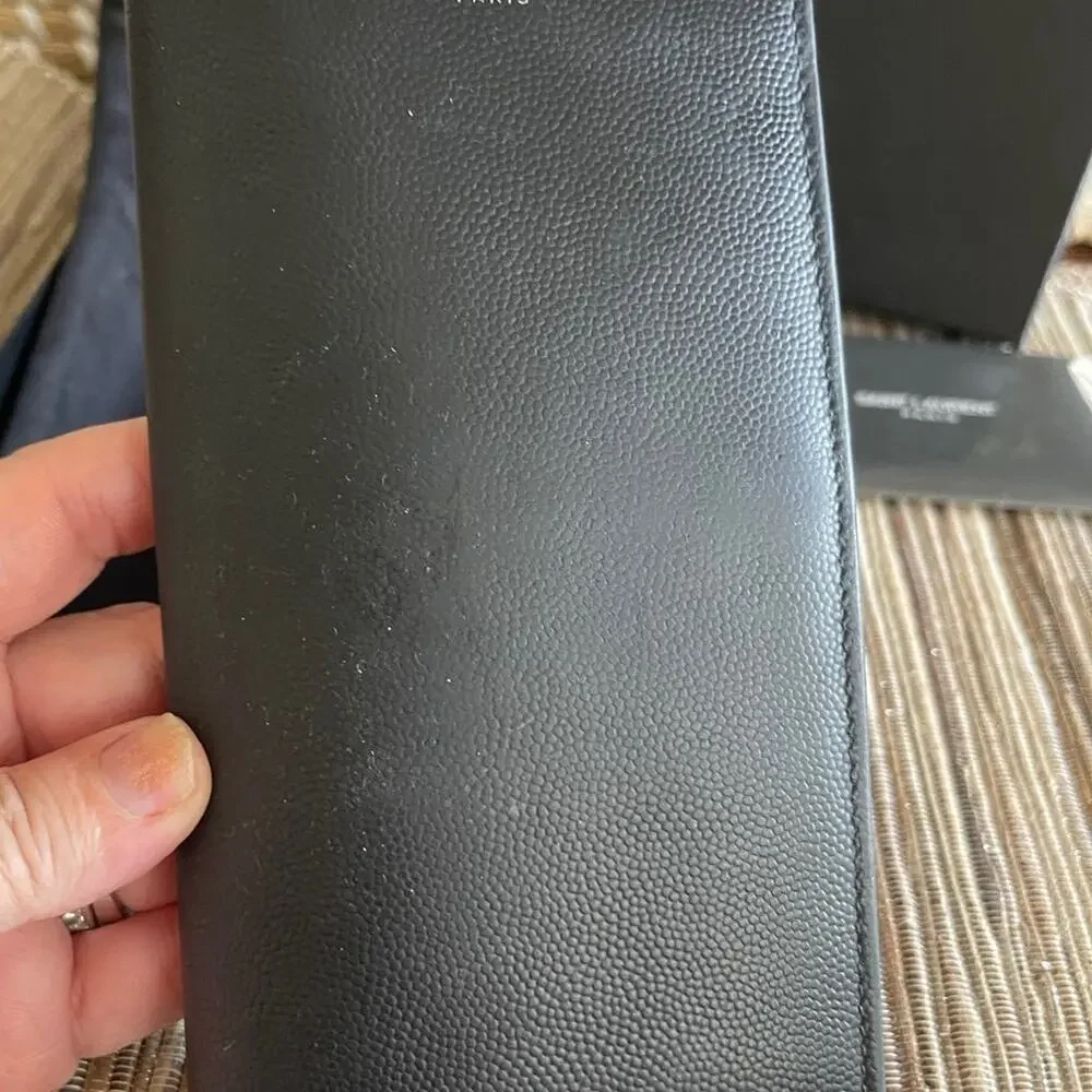 Saint Laurent conditioned as