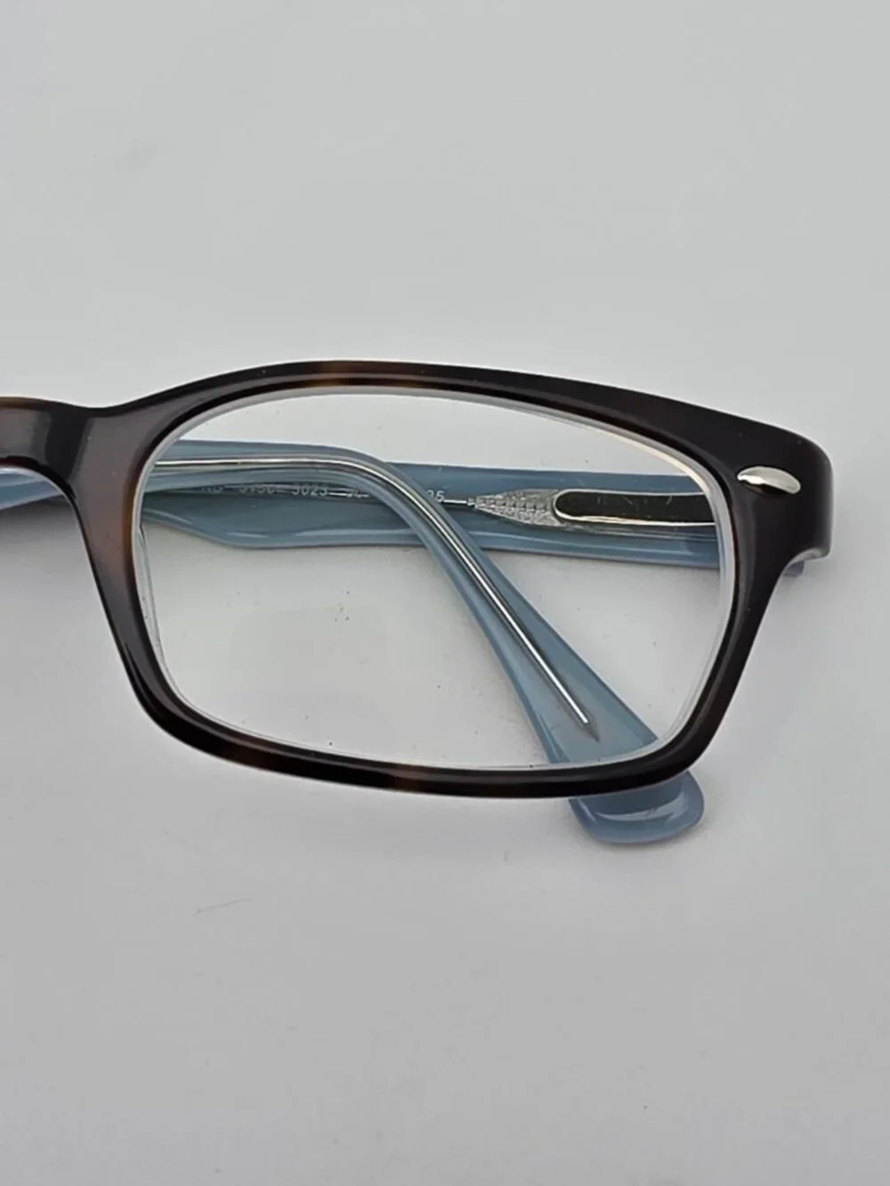 Ray-Ban RB5150 5023 Polished Tortoise Eyeglasses Frame w Flexhinge and Case 50mm