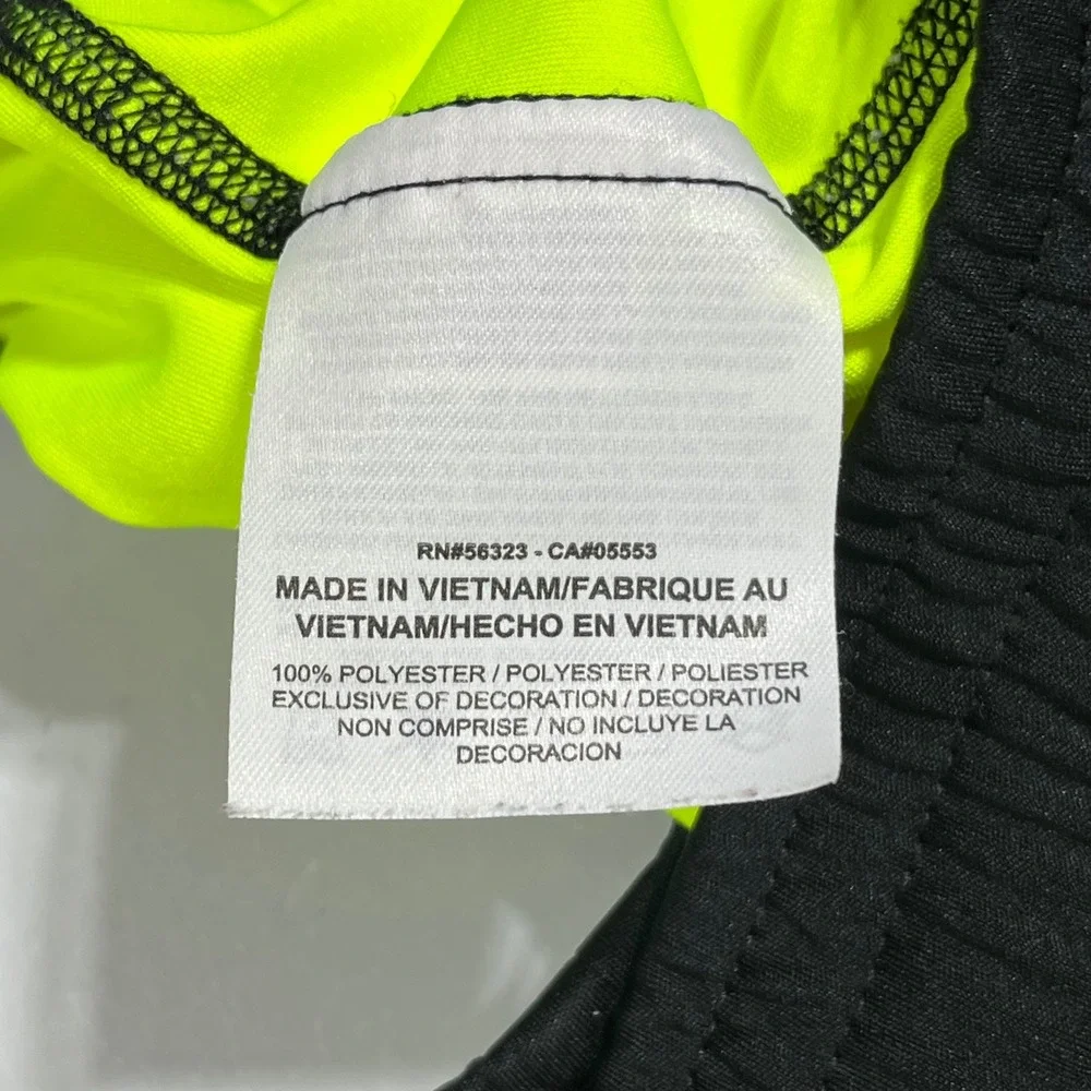 Nike gym curved