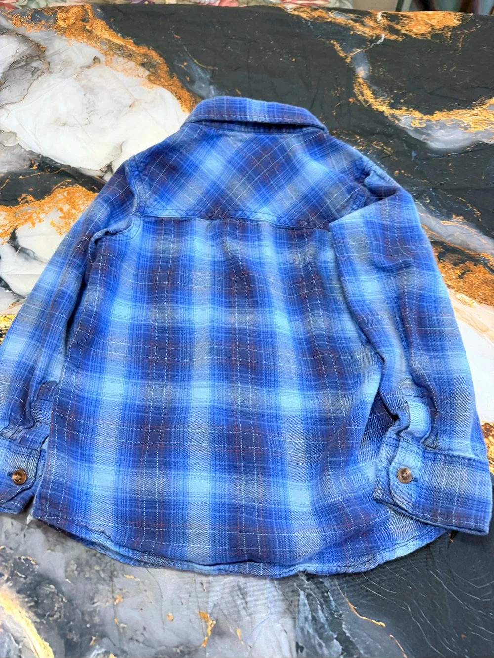Old Navy button shirt size 5T kids