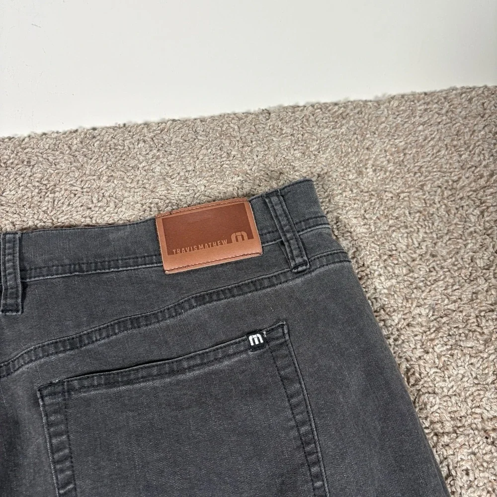 Travis Mathew Mens Legacy Featherweight Denim Jeans Gray Size 40 (Fits 42x30)