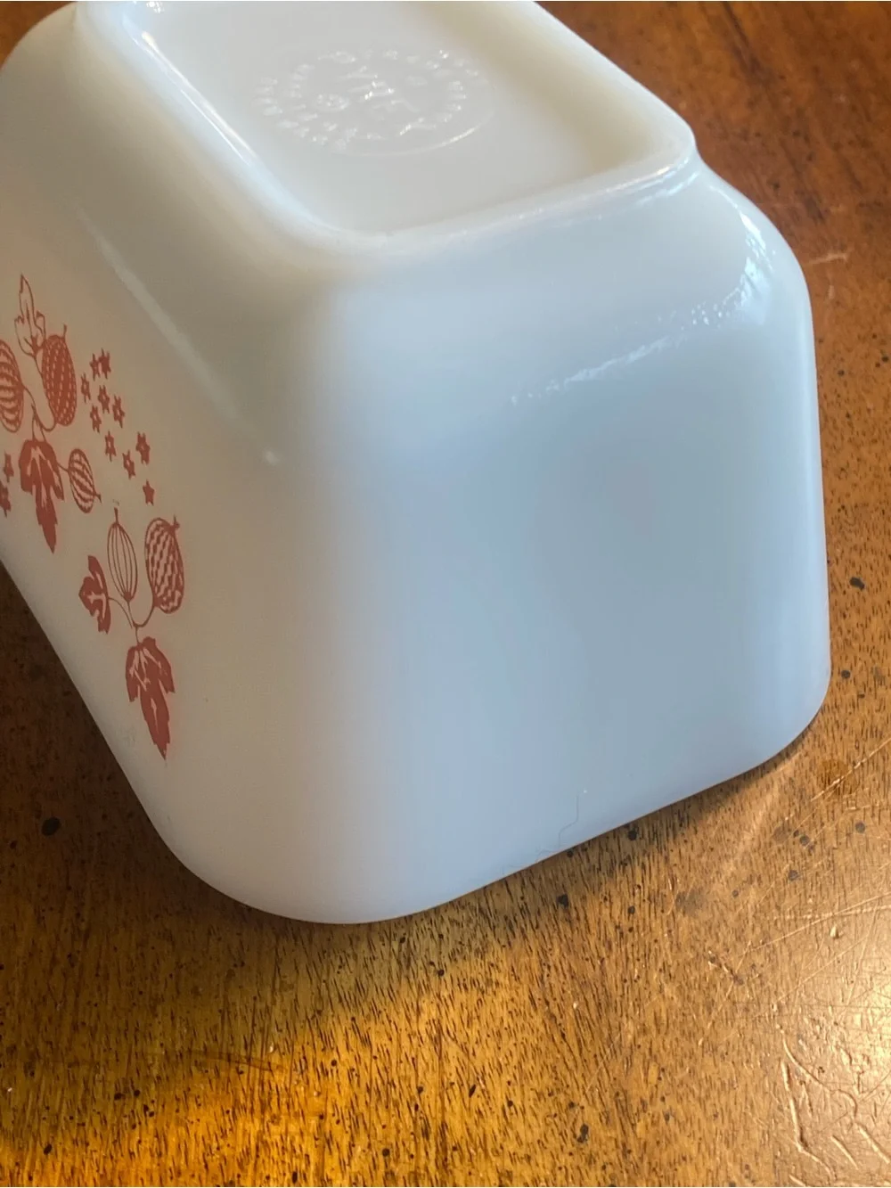 Pyrex vintage pink