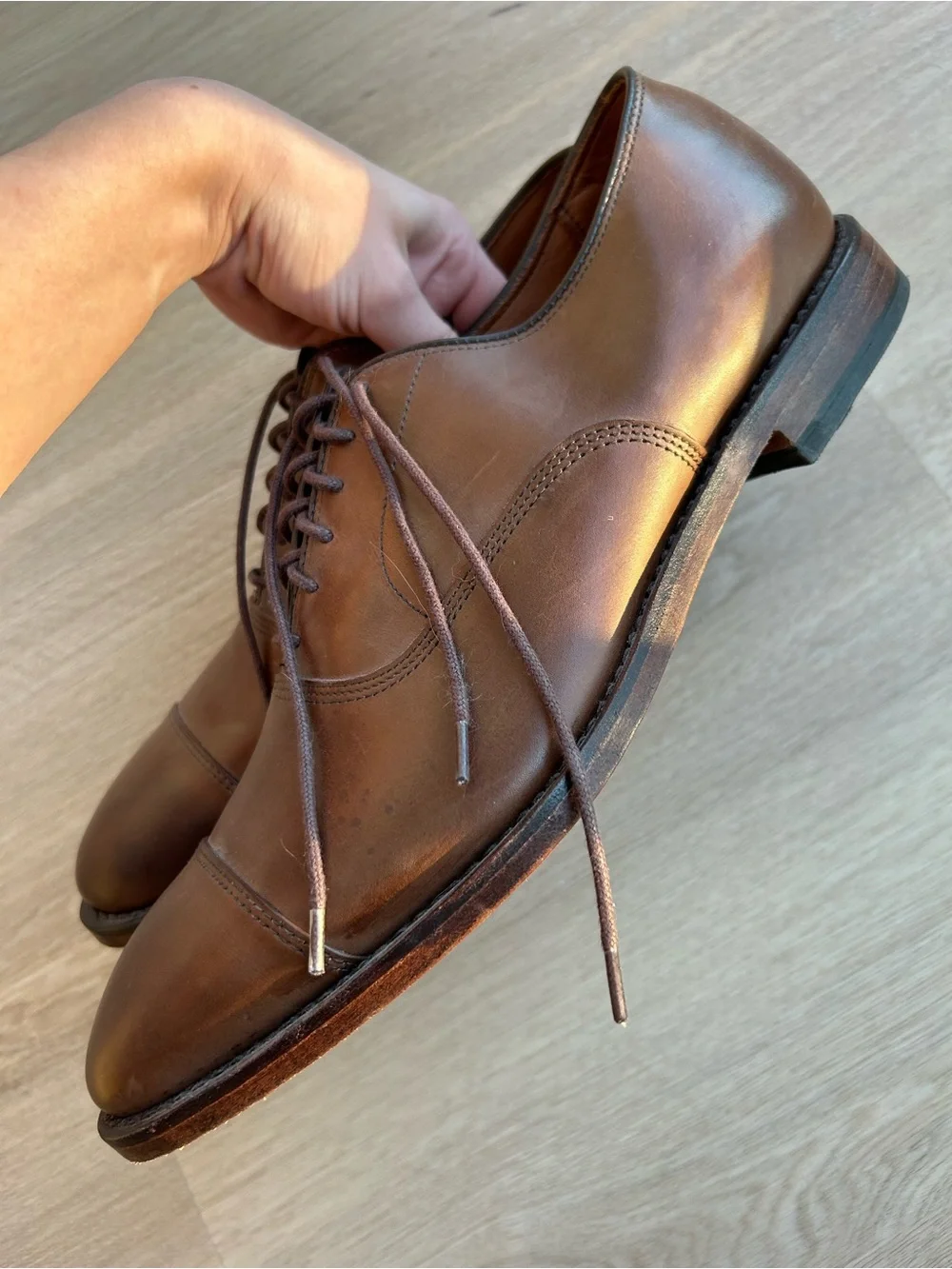 Allen Edmonds leather cap