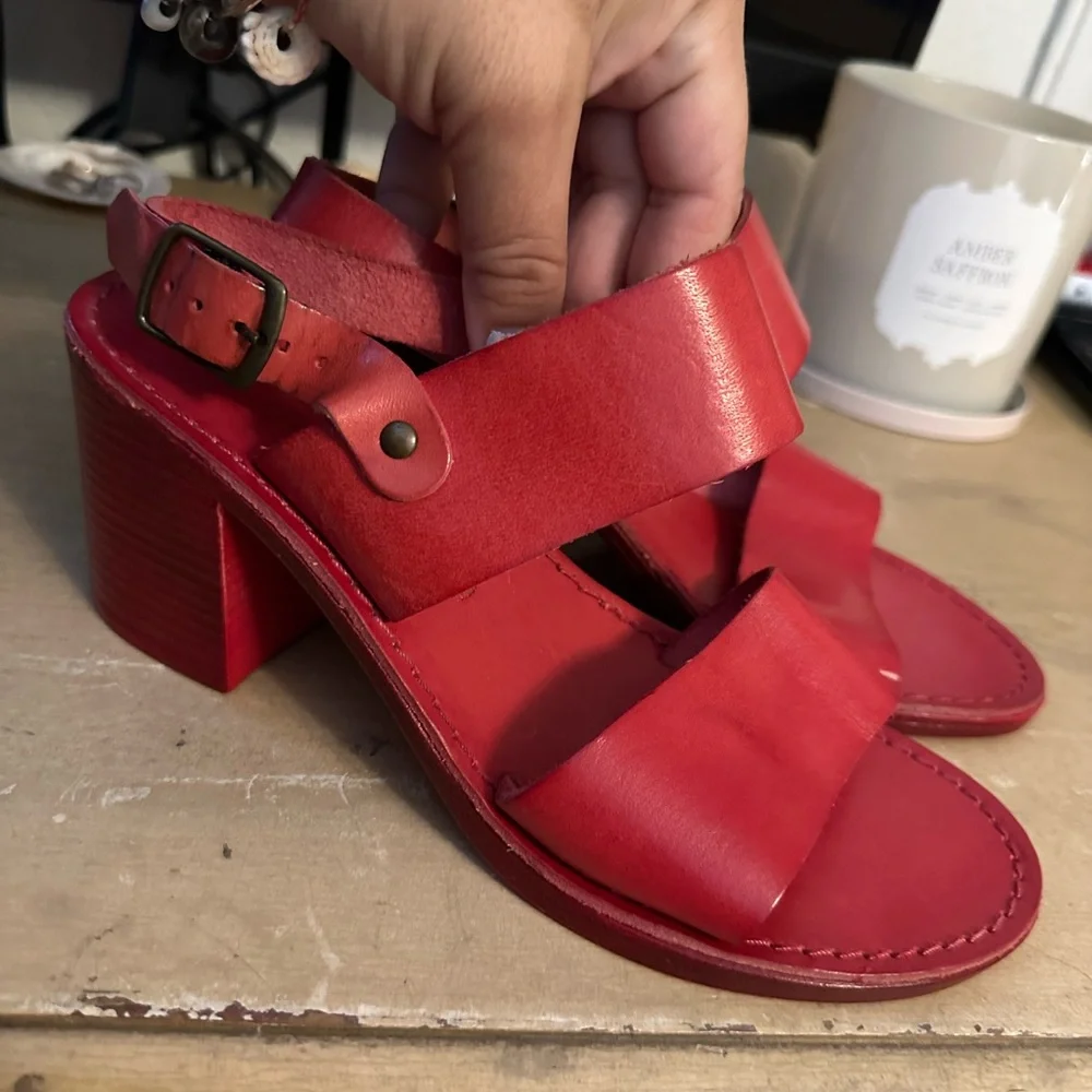 Anthropologie stylish block