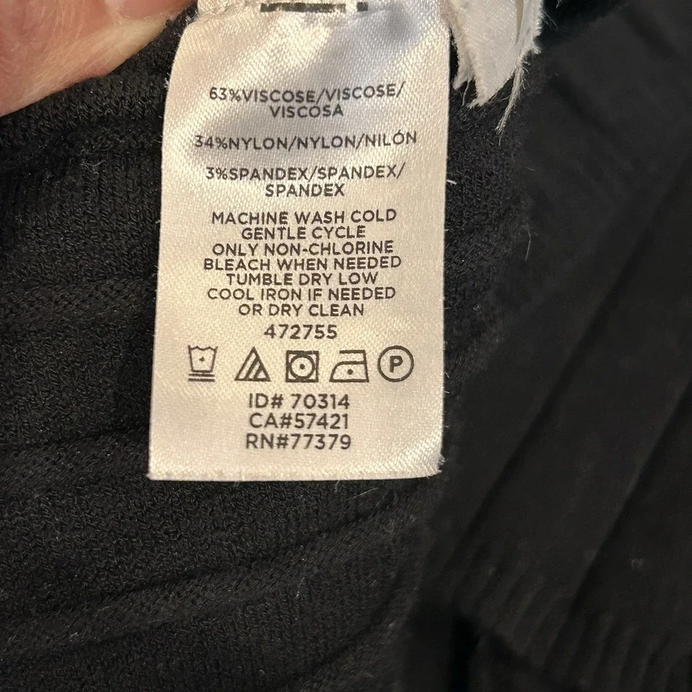 Ann Taylor excellent ann