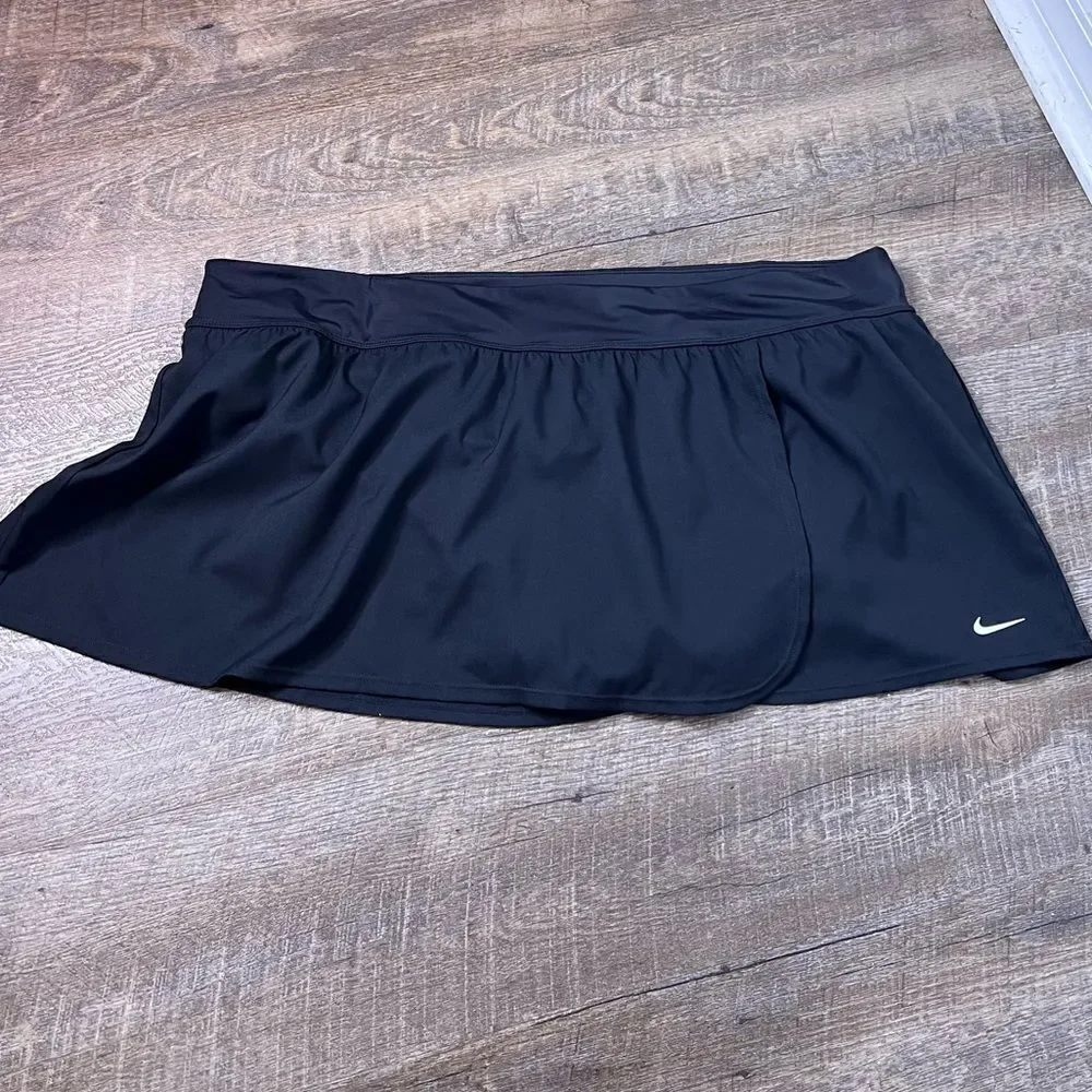 ‎Nike Essential Board Skirt- 3X