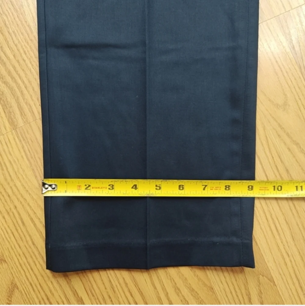 Haggar Classic Fit Premium No Iron Khaki Pants Stretch Waist - Navy Blue 34x30
