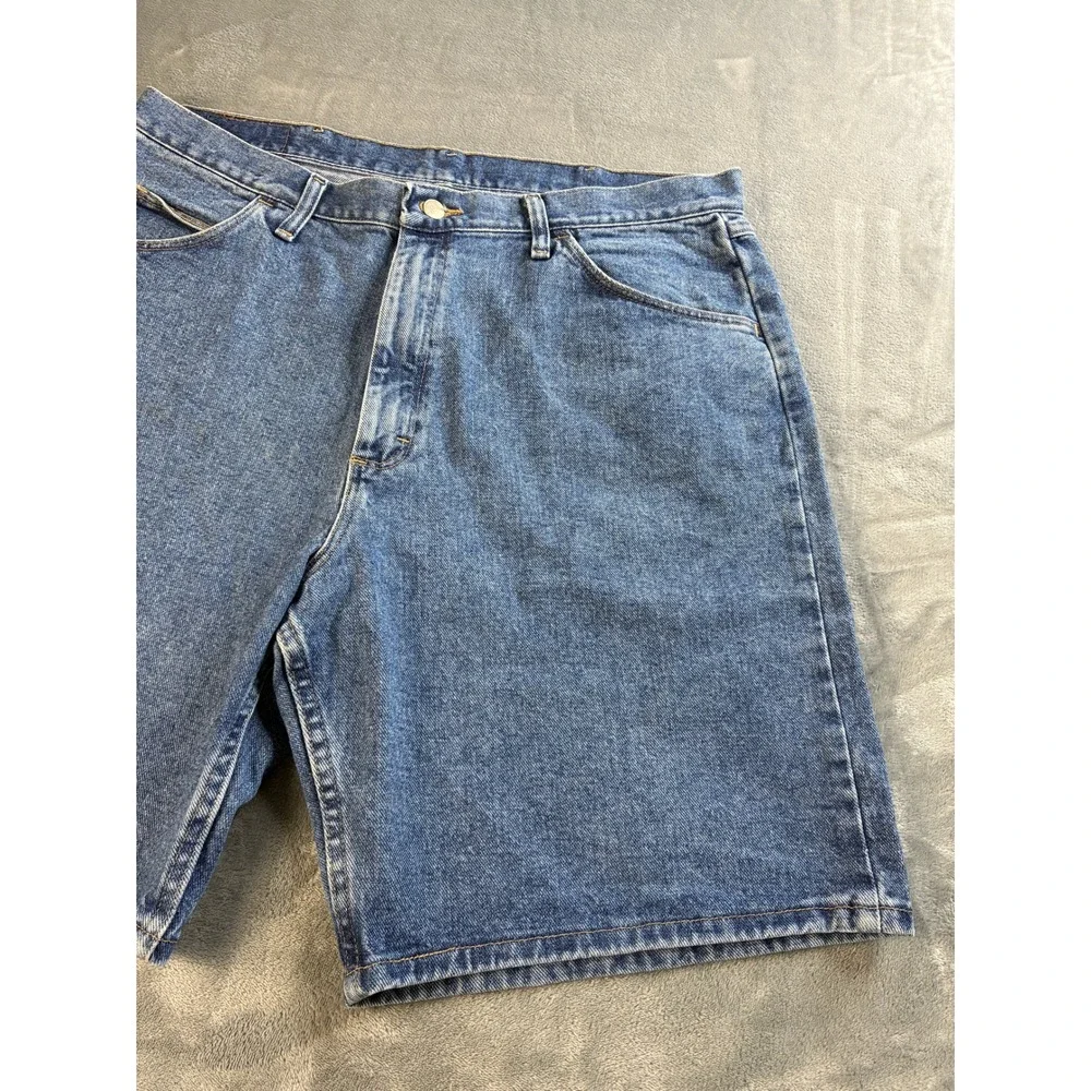 Wrangler‎ Hero Originals Men's Blue Denim Shorts 38x9 Relaxed Fit  Medium Wash