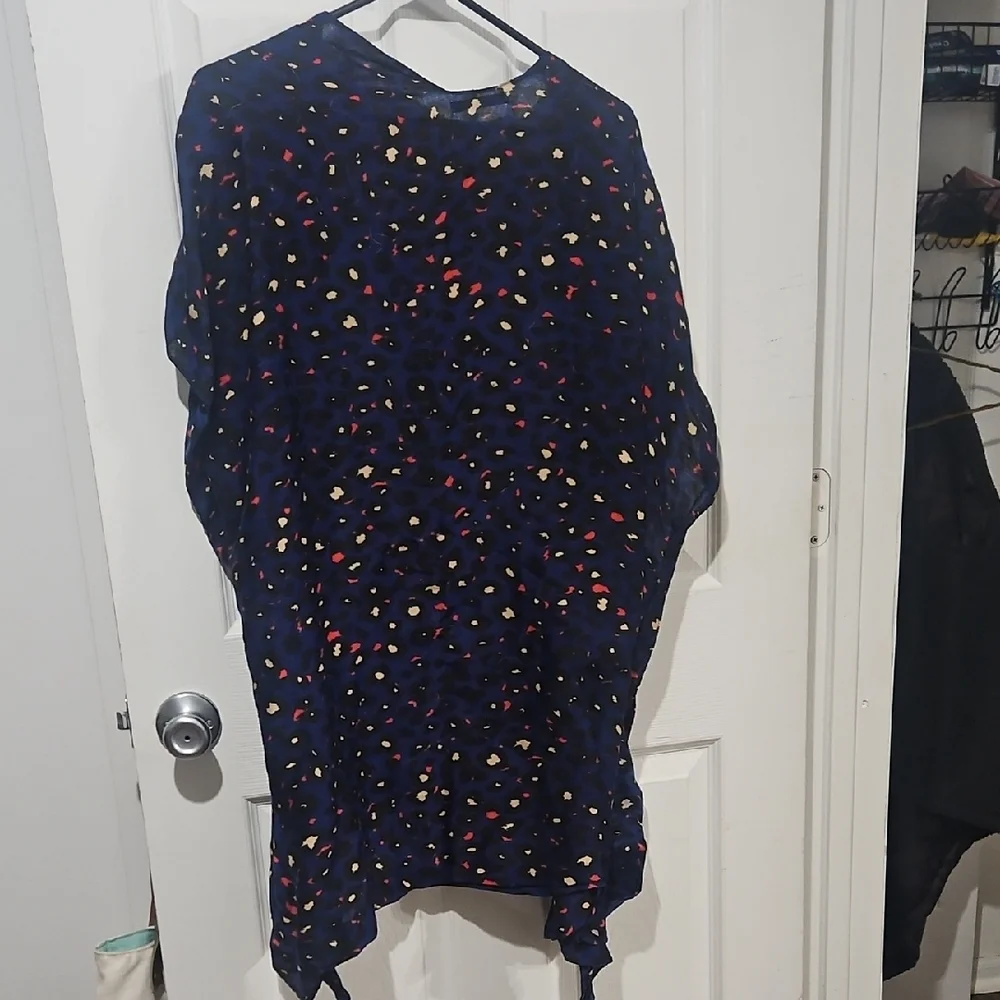 Bundle Sale |‎ 4 For $20 | Do Everything in Love Blue and Black Patterned Kimono