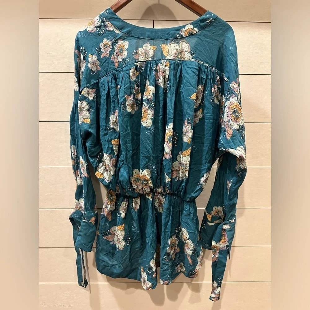 Free People excellent size