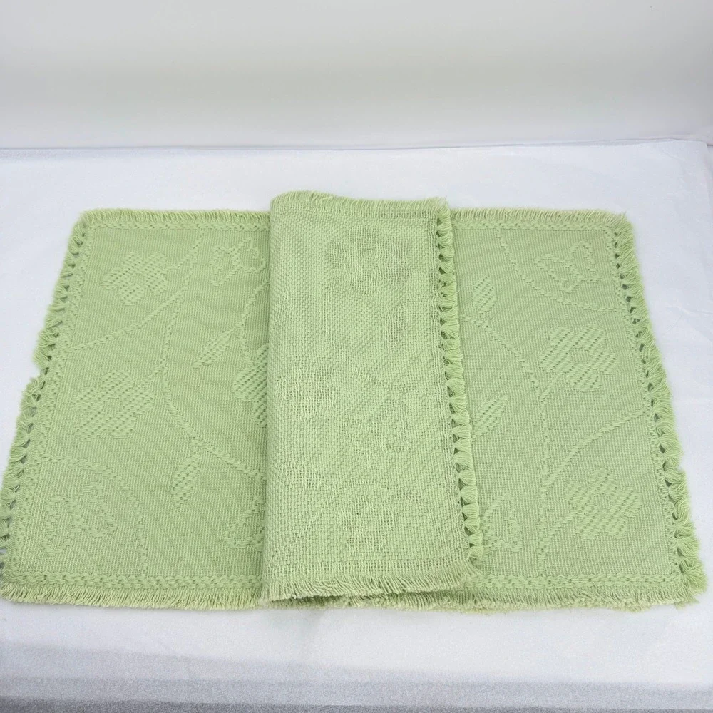 Placemats Set of 2 Spring Green Woven Floral Butterfly Fringe Vintage Cottage