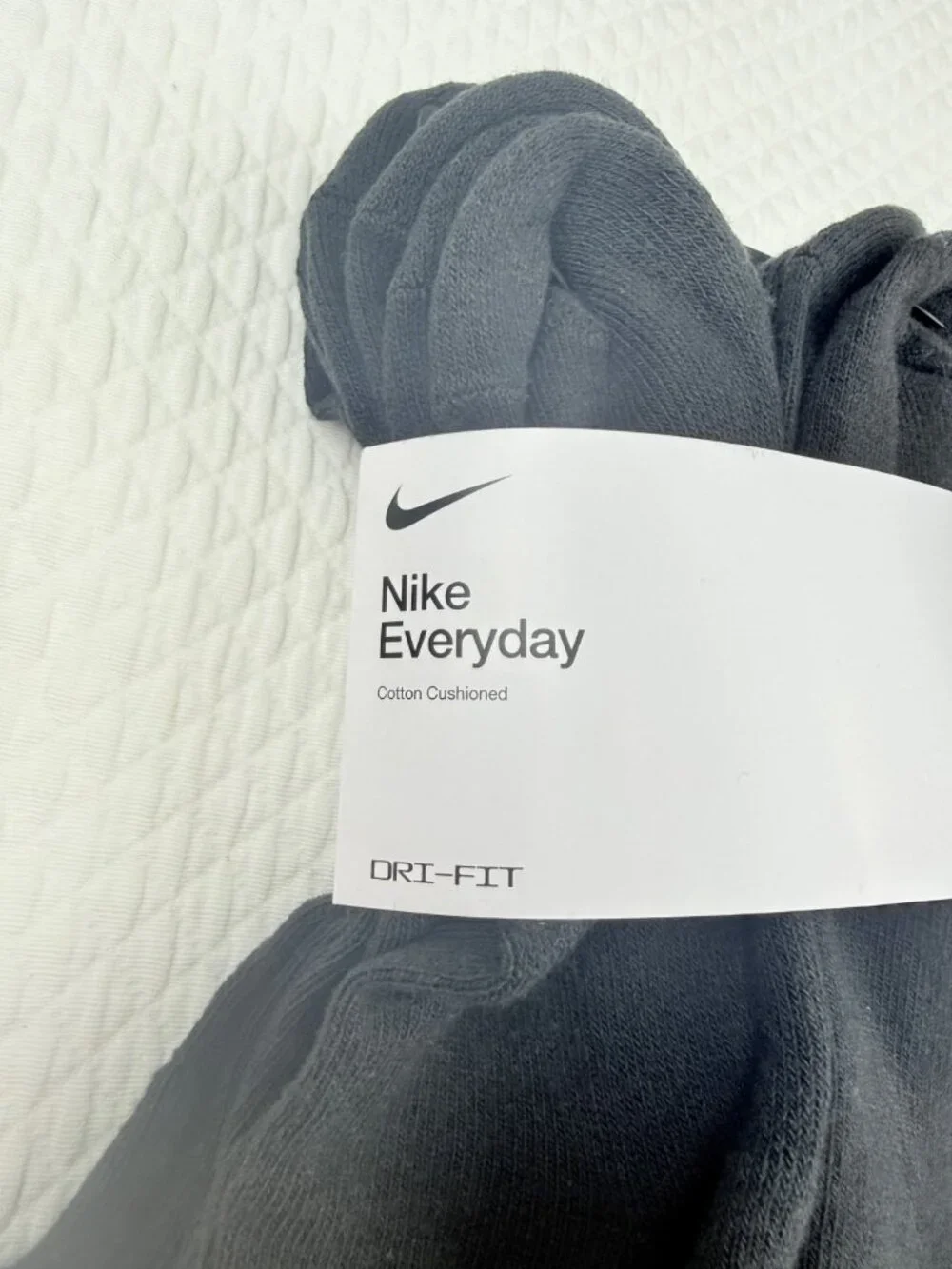 Nike 6 pairs Unisex Dri Fit Everyday Plus Cushioned Ankle Socks Mens M 6-8