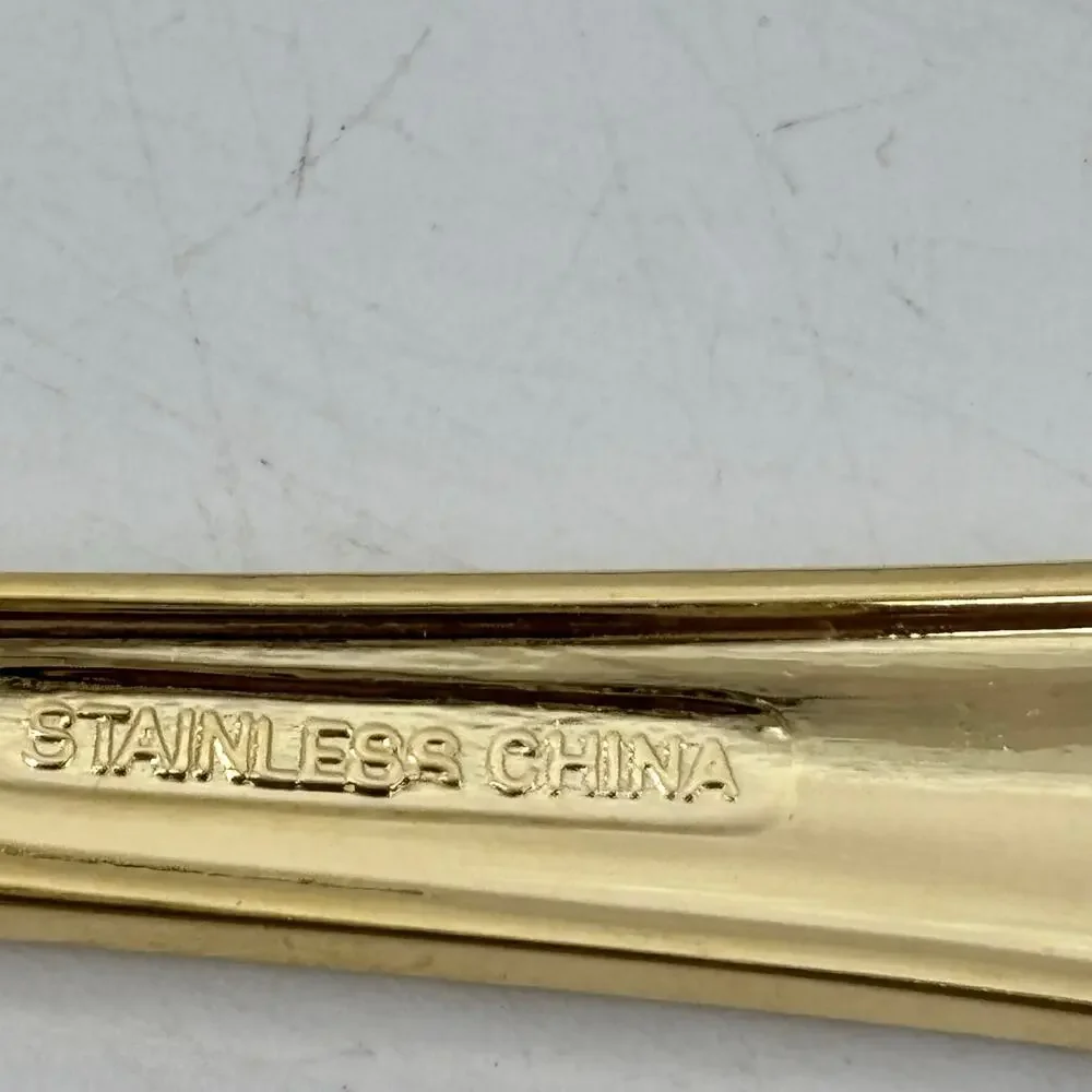 Unbranded gold tone