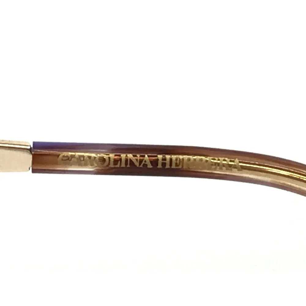 Carolina Herrera demo lenses