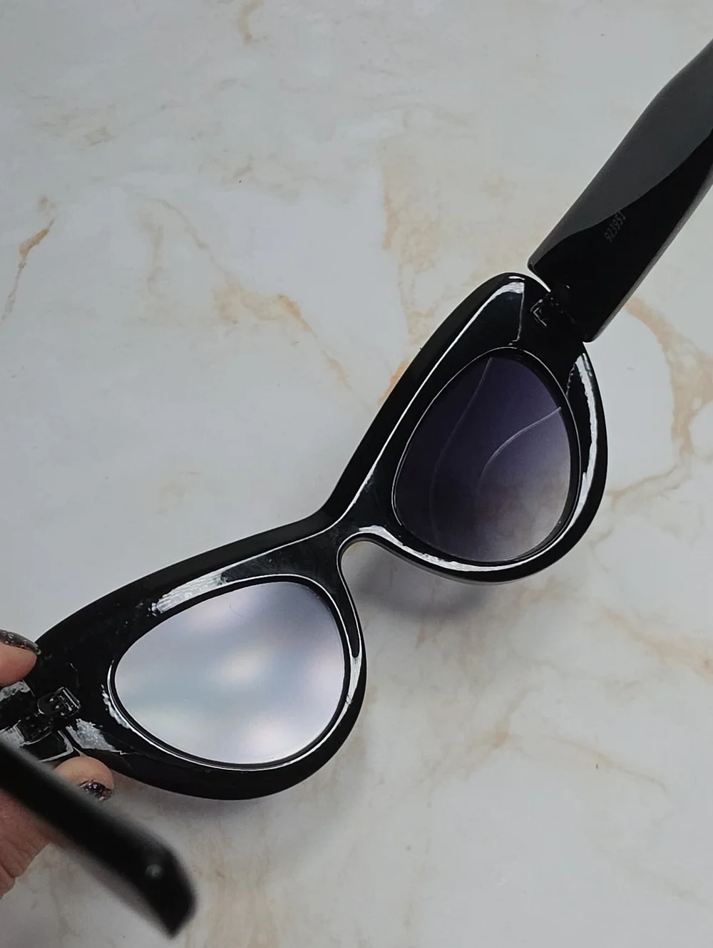 N/A elegant black