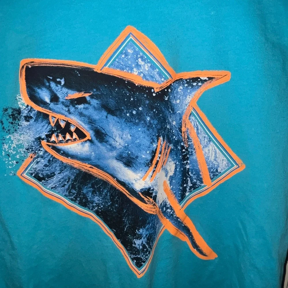 GUC Children’s Place Boy’s Graphic Shark Tee - Size XXL/16